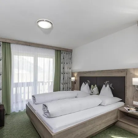 فندق مبيت وإفطار Jaqueline 3*