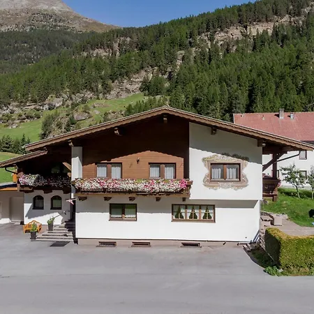 Jaqueline Bed & Breakfast