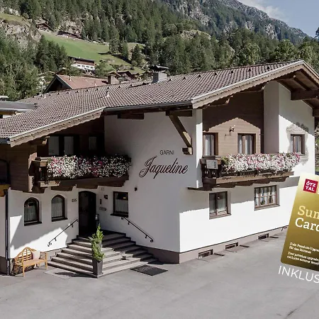 Jaqueline Bed & Breakfast Solden
