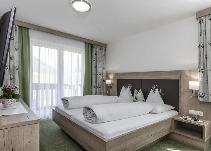 Jaqueline Bed and Breakfast 3*