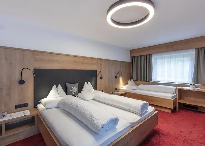 Jaqueline 3* Ζόλντεν