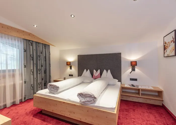 Jaqueline 3* Ζόλντεν